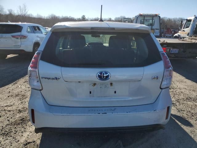 2016 Toyota Prius V