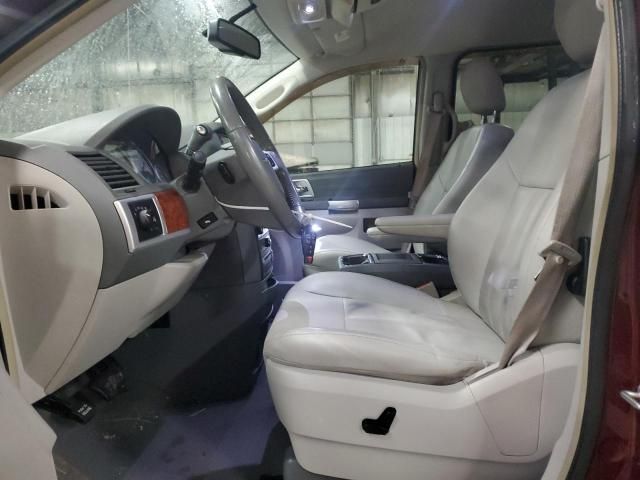 2008 Chrysler Town & Country Touring