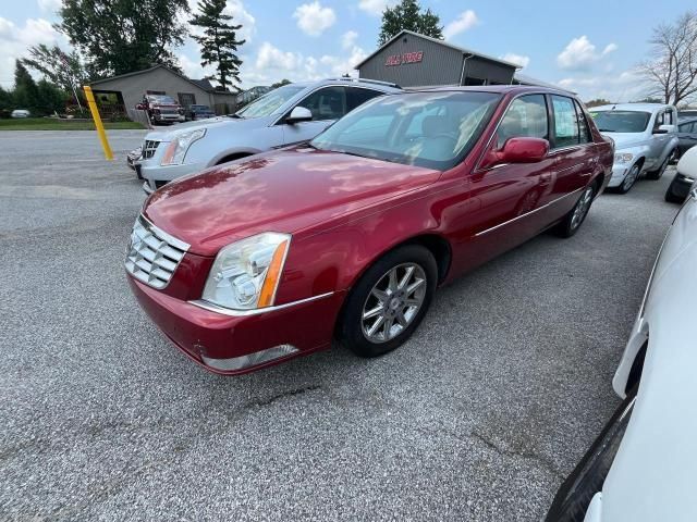 2011 Cadillac DTS Luxury Collection