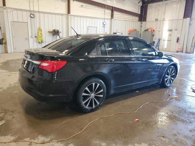 2014 Chrysler 200 Touring