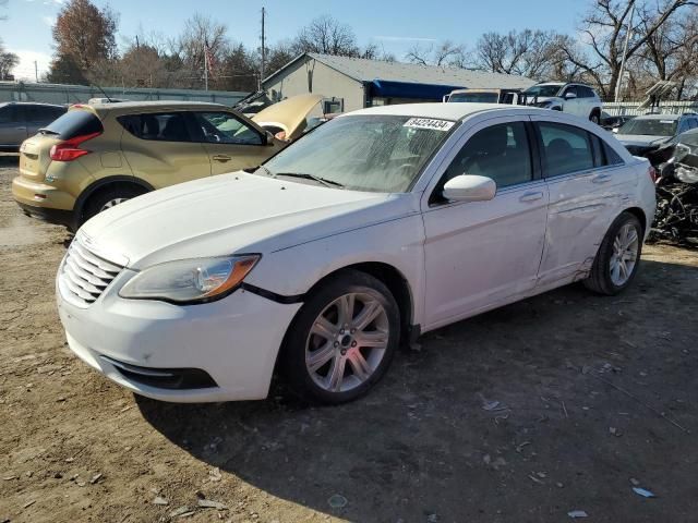 2013 Chrysler 200 LX