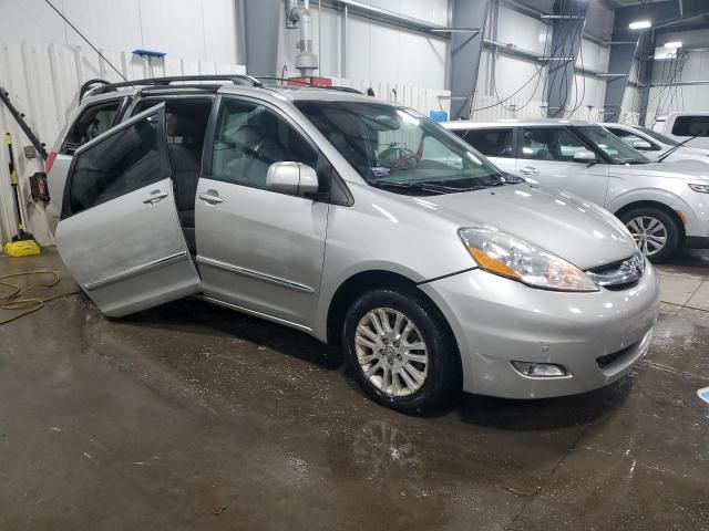 2007 Toyota Sienna XLE