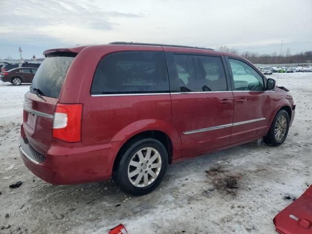 2013 Chrysler Town & Country Touring