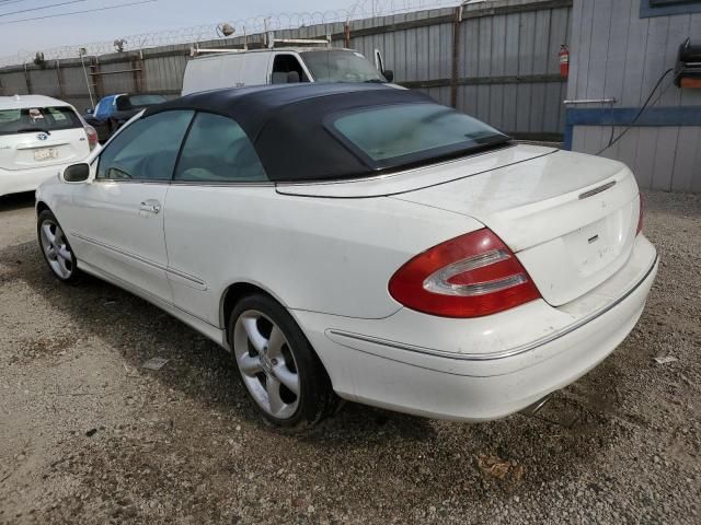 2005 Mercedes-Benz CLK 320