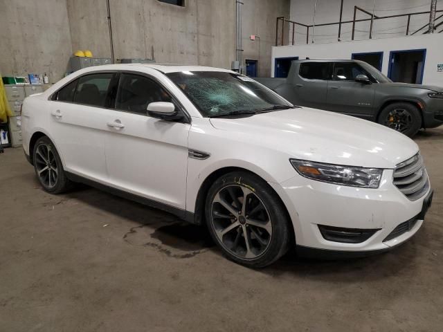 2016 Ford Taurus SEL