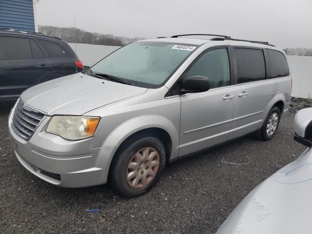 2010 Chrysler Town & Country LX