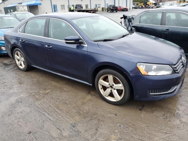 2013 Volkswagen Passat SE