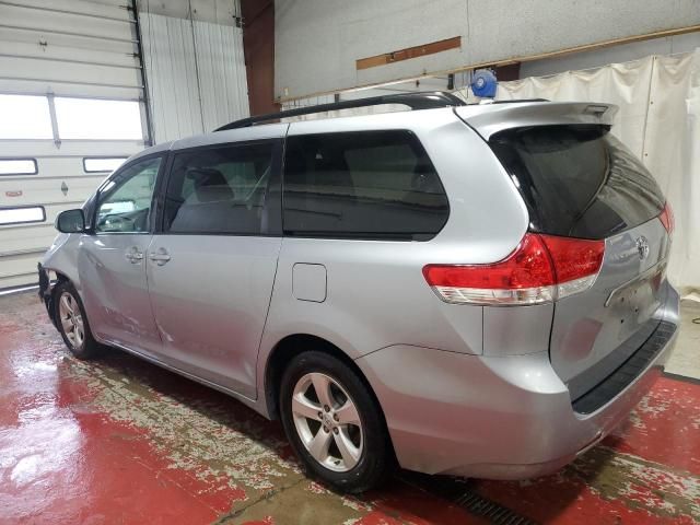 2014 Toyota Sienna LE