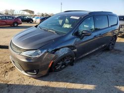 Chrysler Pacifica salvage cars for sale: 2020 Chrysler Pacifica Limited