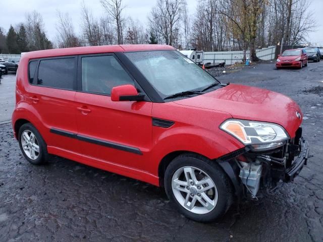 2011 KIA Soul +