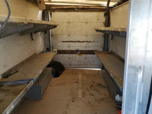 2004 Freightliner Chassis M Line WALK-IN Van