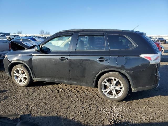 2015 Mitsubishi Outlander SE