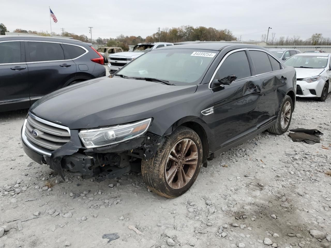 2018 Ford Taurus se