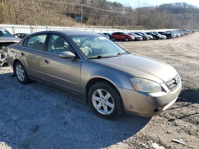 2003 Nissan Altima Base