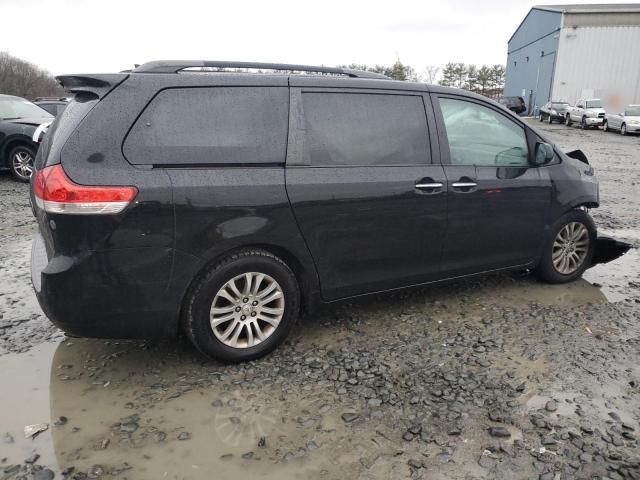 2011 Toyota Sienna XLE