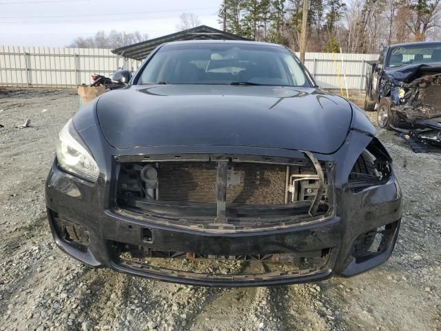 2015 Infiniti Q70 3.7