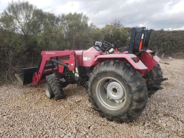 2000 Mahindra And Mahindra 4550 4WD