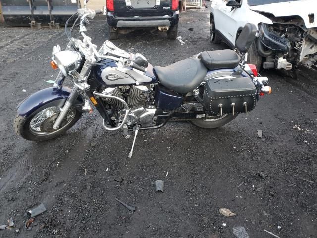 2001 Honda VT750 CD2