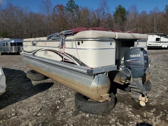 2007 Bennington Marine Pontoon