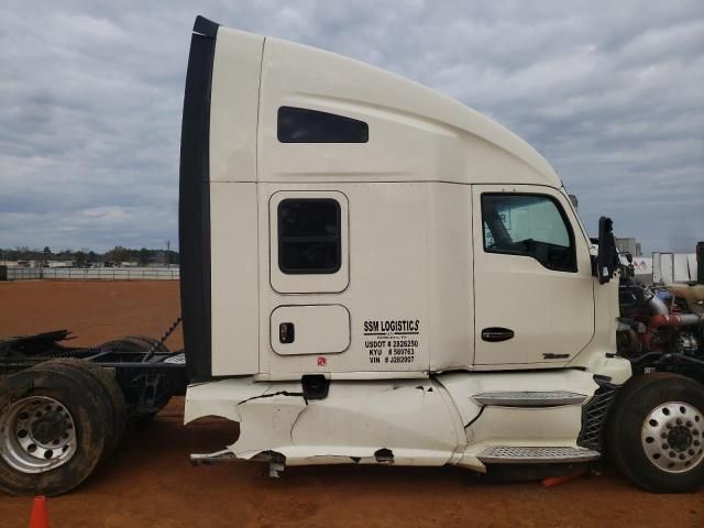 2019 Kenworth Construction T680