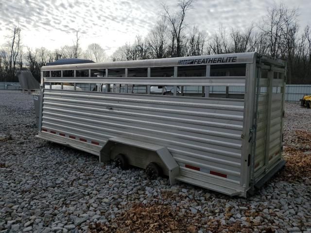 2016 Featherlite Mfg Inc Horse Trailer