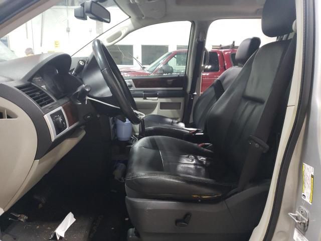 2010 Chrysler Town & Country Touring Plus