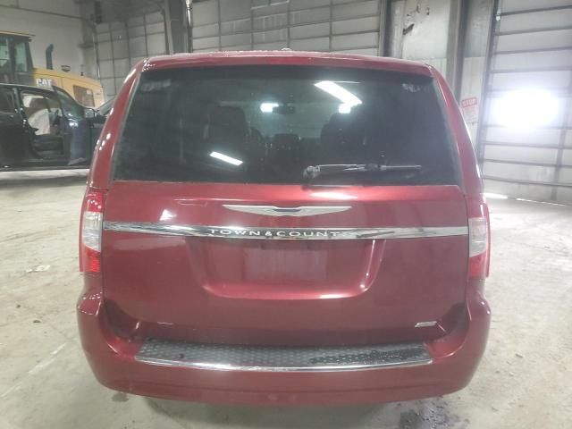 2015 Chrysler Town & Country Limited Platinum