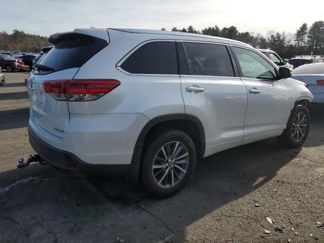 2018 Toyota Highlander SE