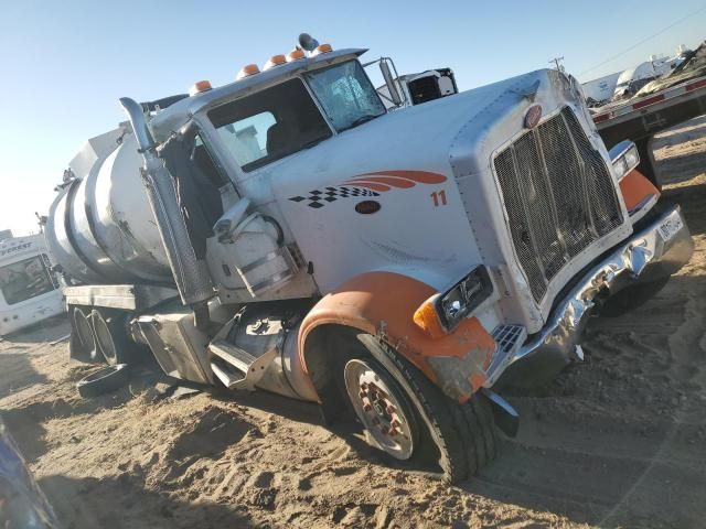 2002 Peterbilt 378