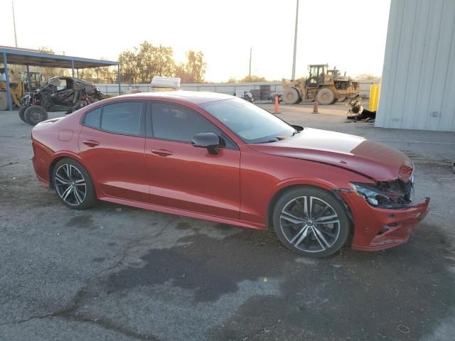 2019 Volvo S60 T6 R-Design