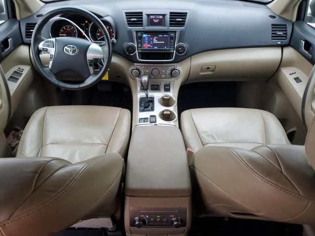 2013 Toyota Highlander Base