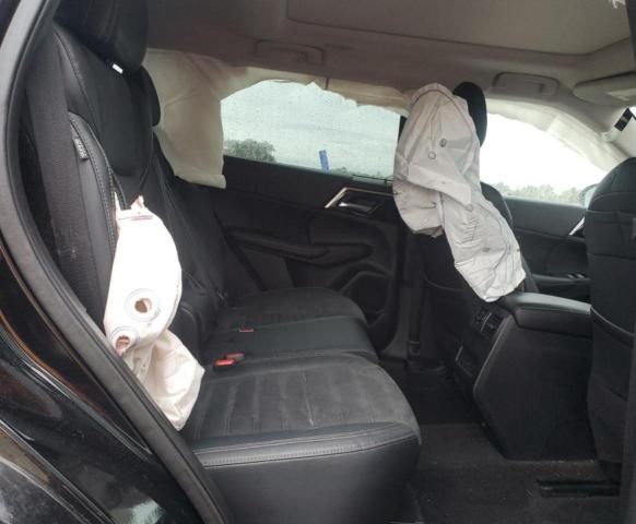 2022 Mitsubishi Outlander se