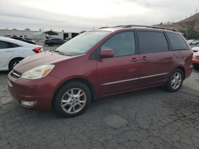 2004 Toyota Sienna XLE