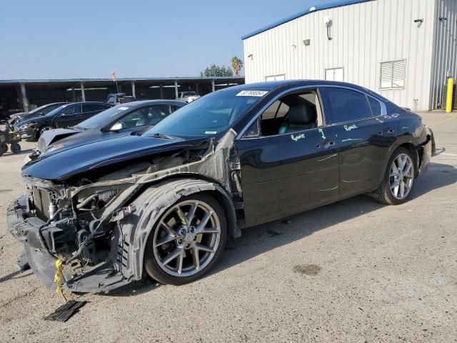 2010 Nissan Maxima S