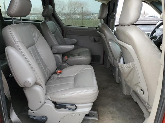 2003 Chrysler Town & Country LXI