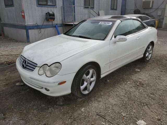 2005 Mercedes-Benz CLK 320