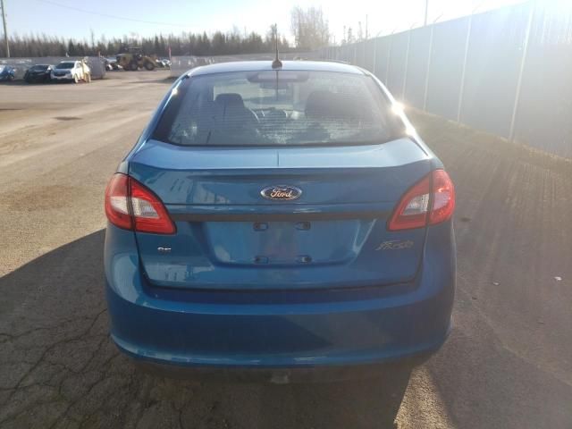 2013 Ford Fiesta SE