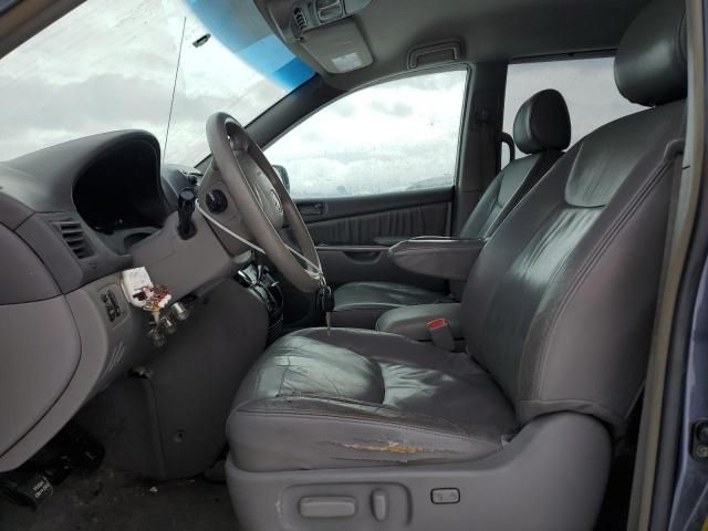 2006 Toyota Sienna CE