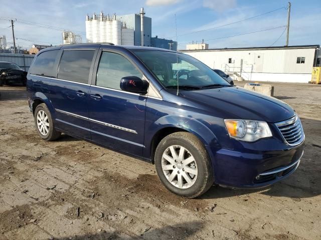 2016 Chrysler Town & Country Touring