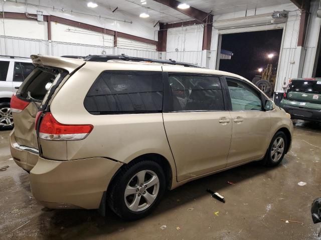 2011 Toyota Sienna LE