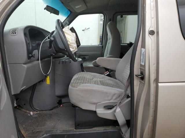 2002 Ford Econoline E150 Wagon