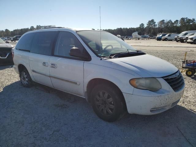 2006 Chrysler Town & Country Touring