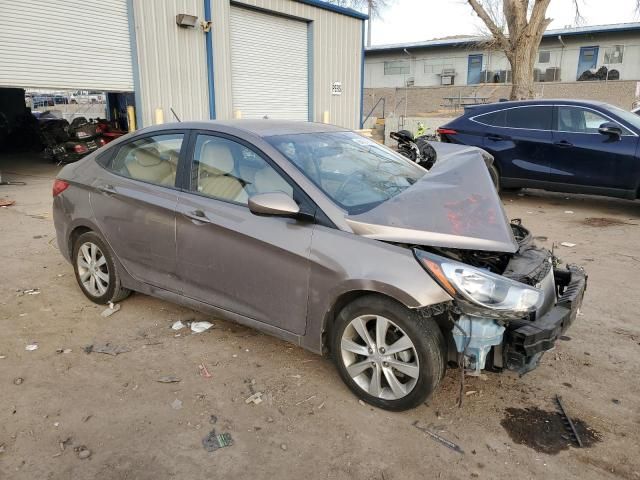 2013 Hyundai Accent GLS