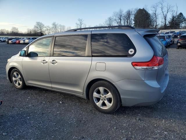 2011 Toyota Sienna LE