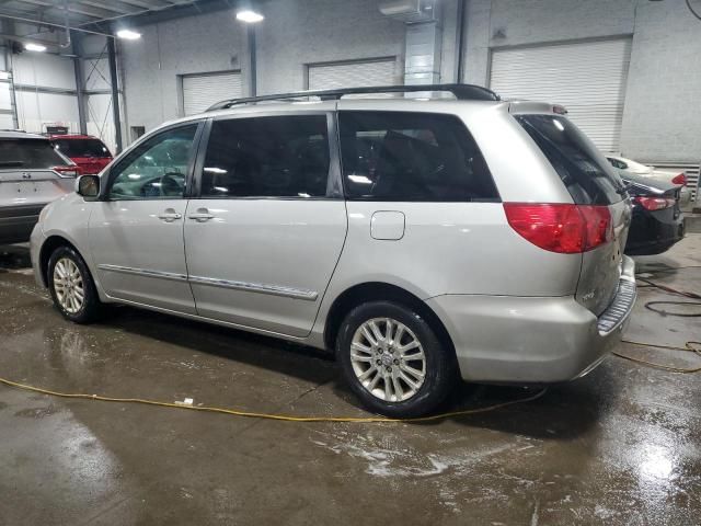 2007 Toyota Sienna XLE