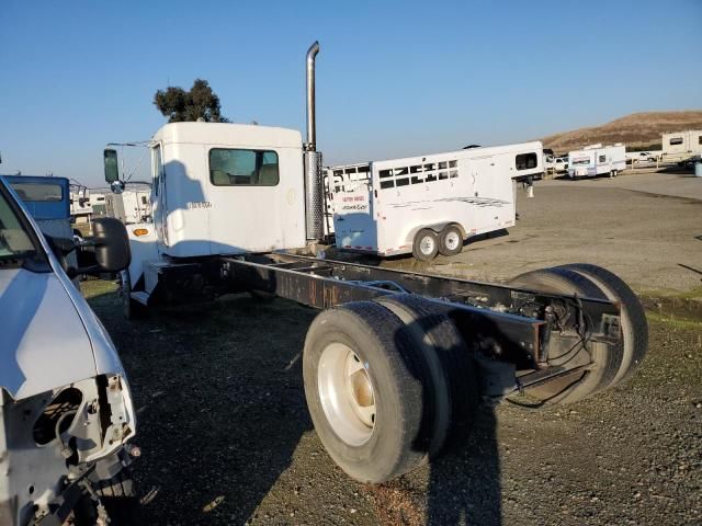 2006 Kenworth Construction T300