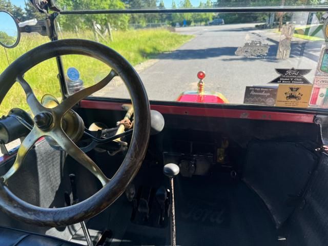 1920 Ford 1915 Ford                        MODEL-T