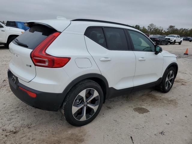 2024 Volvo XC40 Plus