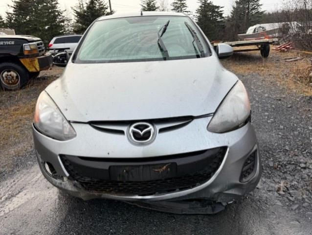 2014 Mazda 2 Sport