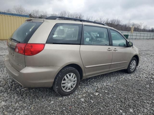 2010 Toyota Sienna CE